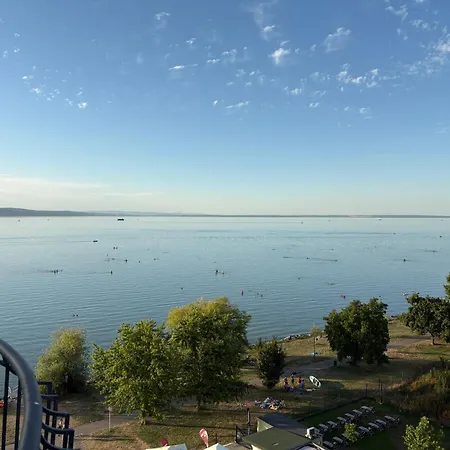 Seaforth Siófok